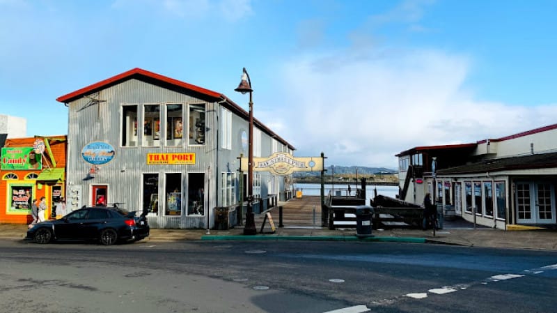 Thai Port Restaurant Newport by the ocean in Newport, Oregon