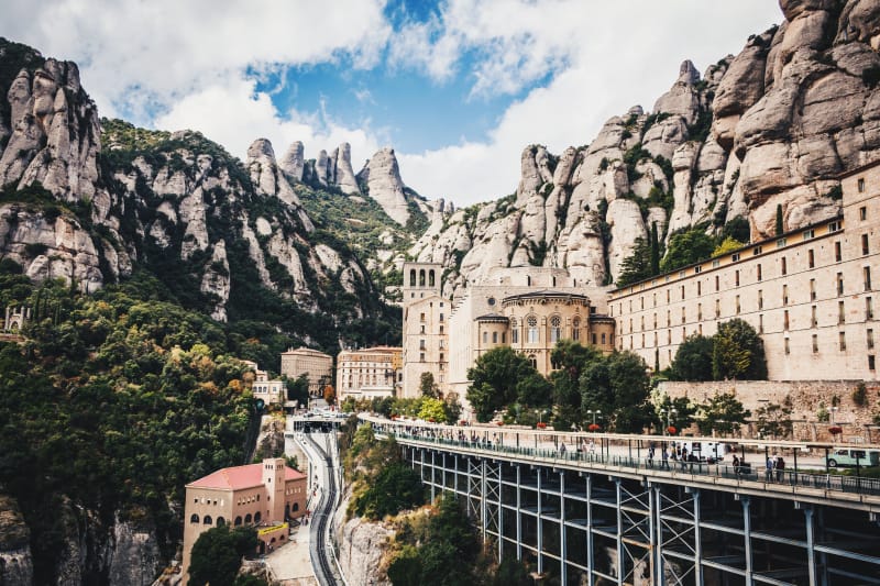 Catalonia's abbeys: Montserrat & Sant Benet accessible tour