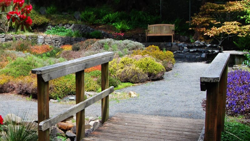 Wheelchair accessible paths at Connie Hansen Garden Conservancy in Lincoln City Oregon