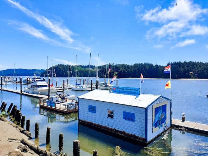 Novelli's Crab and Seafood with docks on the water in Florence, Oregon
