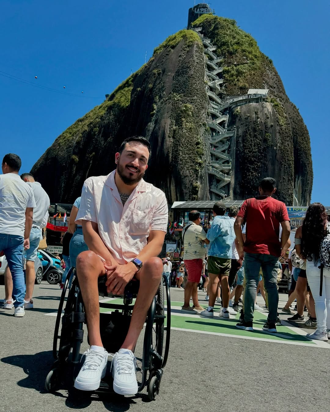 Wheelchair Papi enjoying accessible travel in Columbia