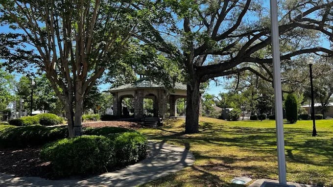 Accessible pathways at Oaks by the Bay Park in Panama City, Florida