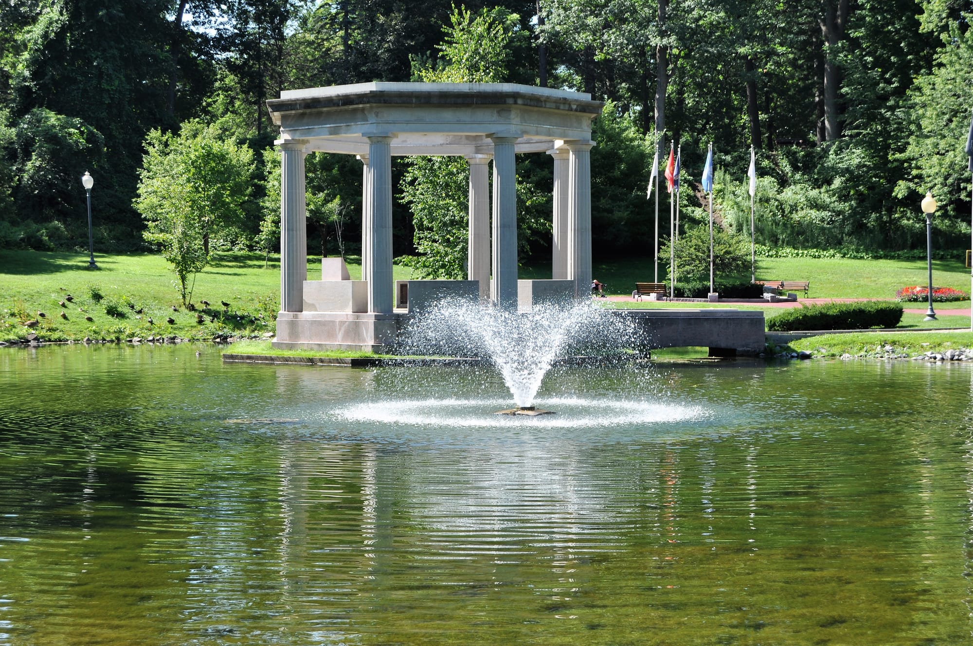Fountain of Congress Park in Saratoga Springs, NY