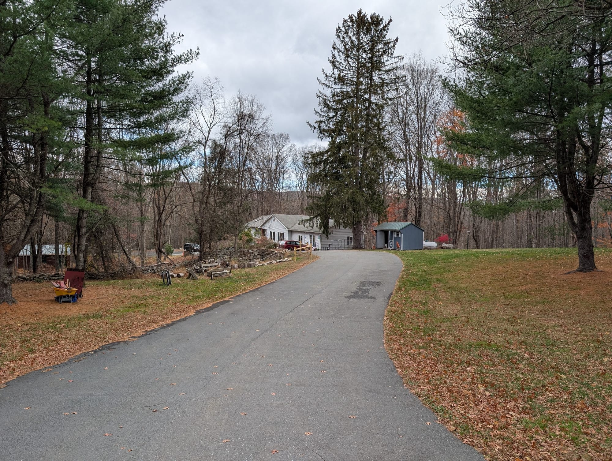 Pathway to Mamakating Environmental Education Center (Wurtsboro)